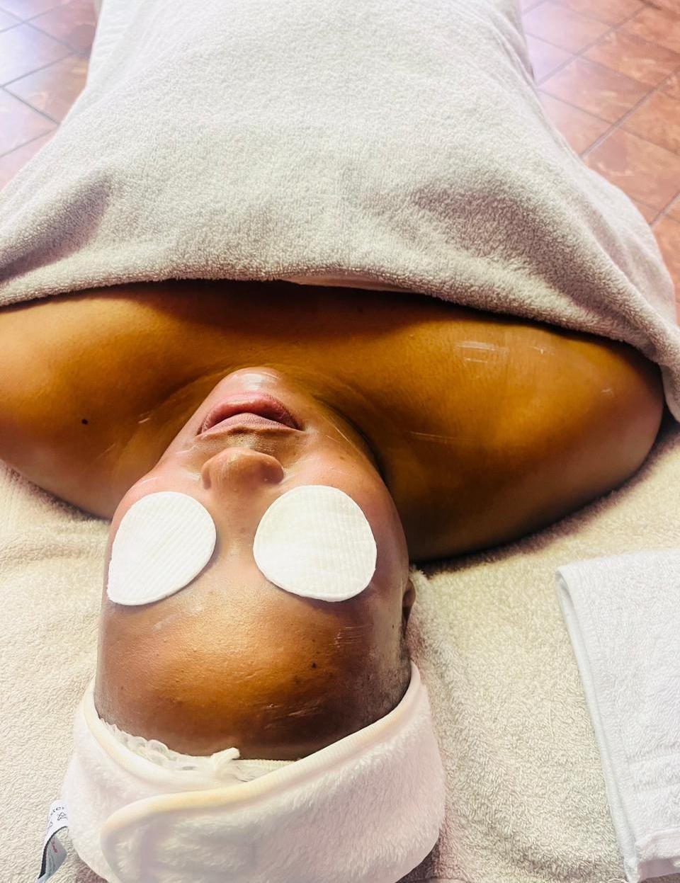 Facial treatment at Glorious Beauty Spa, Maseru